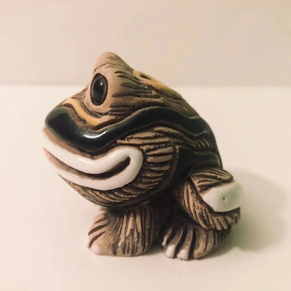 Vtg Artesania Rinconada Pottery Frog with Heart 2.25 Inch Tall Chipped  Foot - Picture 2 of 11